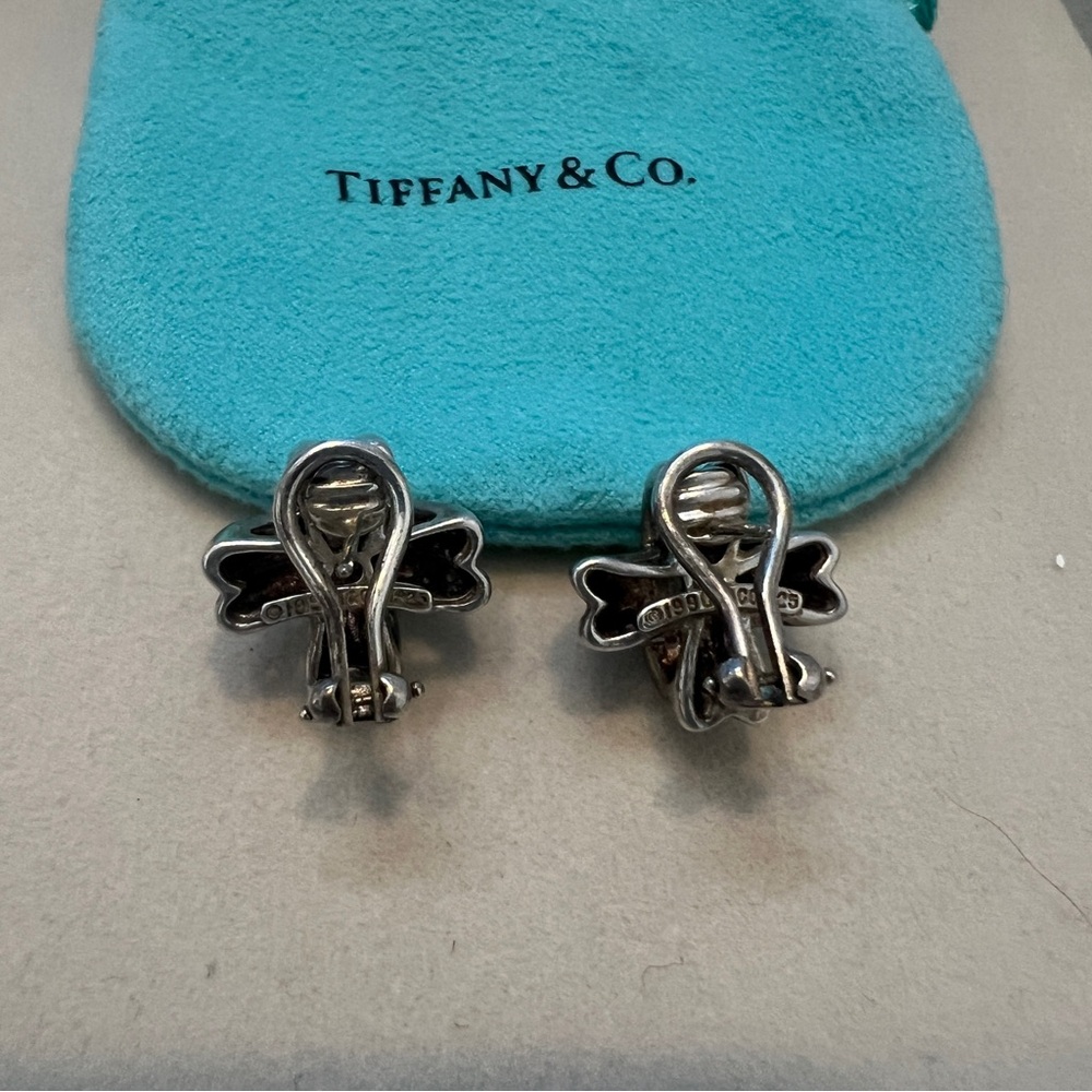 Authentic Tiffany & Co. Silver X Earrings with pouch - Picture 3 of 5